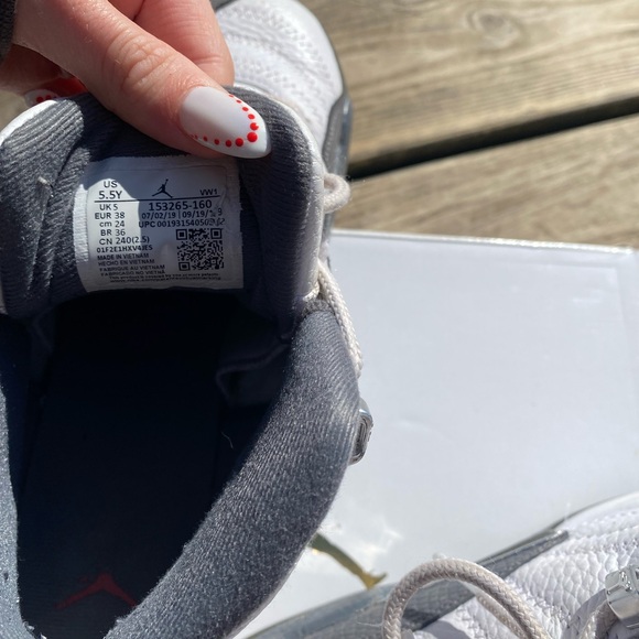 Air Jordan 12’s Flint Grey - Picture 12 of 12